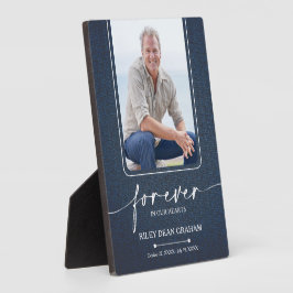 Erinnerungsfoto auf Jeans-Denim mit der Aufschrift Fotoplatte