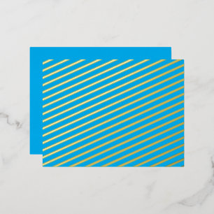 Erleben Sie die Schönheit eines blauen Himmels mit Folien Feiertagspostkarte