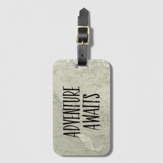 Erlebnis erwartet Alte Weltkarte Gepäckanhänger (Vorderseite Vertikal)