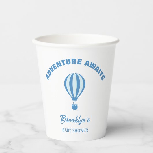 Erlebnis erwartet Fun Trendy Baby Dusche Blau Weiß Pappbecher (Vorderseite)