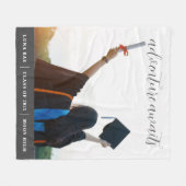 Erlebnis erwartet Graduate Fleece Blanket (Vorderseite (Horizontal))