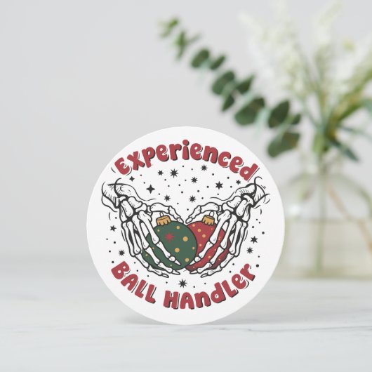 Erlebte Ball Handler Weihnachts-Skelett Hand Feiertagskarte (Stehend Vorderseite)