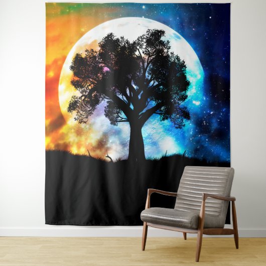 Erleuchtender Planet über Sternenhimmel und großer Wandteppich (Beispiel)