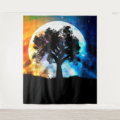 Erleuchtender Planet über Sternenhimmel und großer Wandteppich (Vorderseite)