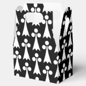 Ermine Pattern, mittelalterliches Muster, weiß auf Geschenkschachtel (Geöffnet)
