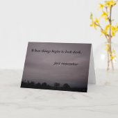 Ermutigung, Dusk over treetops. Karte (Gelbe Blume)