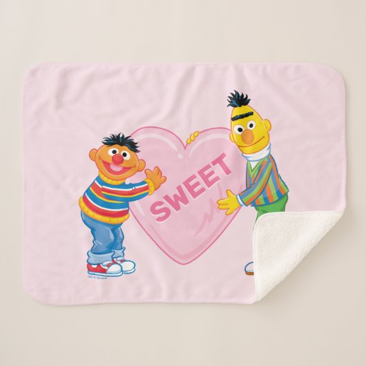 Ernie & Bert Big Valentine's Heart Sherpadecke (Vorderseite (Horizontal))