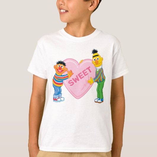 Ernie & Bert Big Valentine's Heart T-Shirt (Vorderseite)