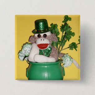 Ernie das des Socken-Affe-St Patrick TagesButton Button