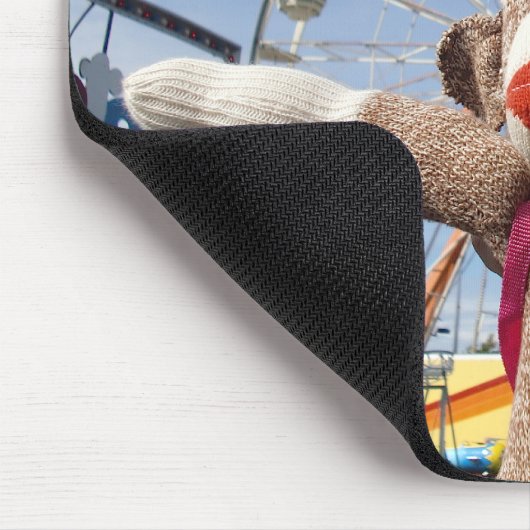 Ernie das Socken-Affe-Riesenrad Mousepad (Ecke)