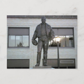 Ernie Davis Memorial Statue in Elmira, NY Postkarte