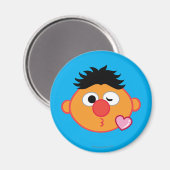 Ernie Face Throwing a Kiss Magnet (Vorderseite/Rückseite)