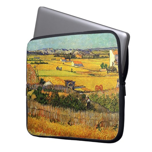 Ernte in La Crau mit Montmajour im Hintergrund Laptopschutzhülle (Vorderseite Links)