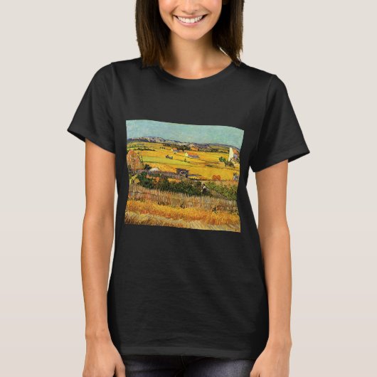 Ernte in La Crau, Montmajour von Vincent van Gogh T-Shirt (Vorderseite)