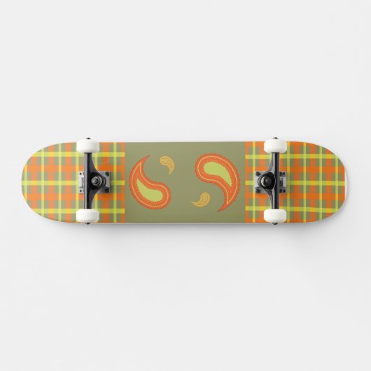 Ernte Kariert & Paisley Skateboard (Horizontal)