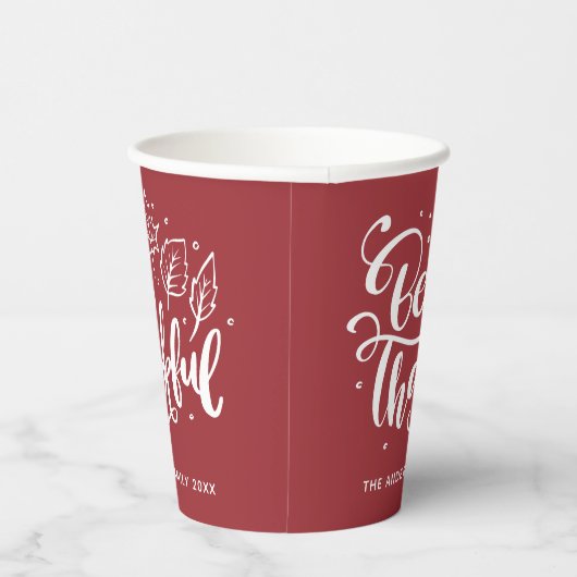Erntedank Be dankful Script Harvest Burgundy Pappbecher (Rechts)