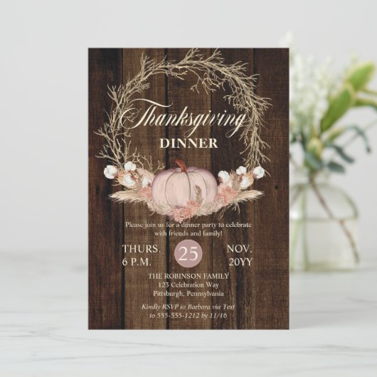 Erntedank Dinner Rustic Pumpkin Pampas Wreath Einladung (Stehend Vorderseite)