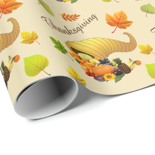 Erntedank Horn von Plenty auf Beige Geschenkpapier (Rolleneckpunkt)