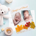 Erntedank Neugeborenes Foto Fall Baby Ankündigung Postkarte<br><div class="desc">Diese wunderschöne,  moderne Erntedank neugeborene Foto Postkarte verfügt über eine 2 Fotocollage unter den Worten dankbar und gesegnet. Dieses elegante Herbstblatt-Foto mit trendigem,  weißem Holz hinter den Blätter ist eine schicke Urlaubskarte,  die Sie mit Bildern von Zwillingsbabys oder zwei Bildern Ihres neuen Babys verzieren können.</div>