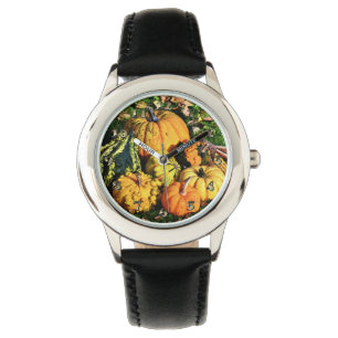 Erntedank-Szene mit Pumpkins-Corn-Gourds Armbanduhr