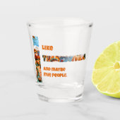 Erntedankfest und vielleicht fünf Leute Schnapsglas (Vorderseite)