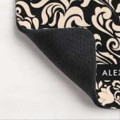 Erröten rosa Damast auf Schwarzem Mousepad (Ecke)