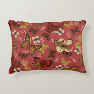 Errötende Flügel – Rosa Schmetterlingsmuster Dekokissen