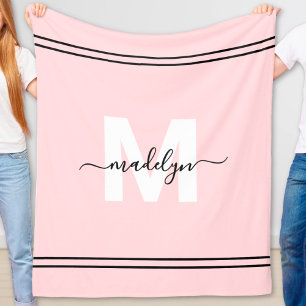 Errötendes Rosa Mädchenname Monogramm Fleecedecke