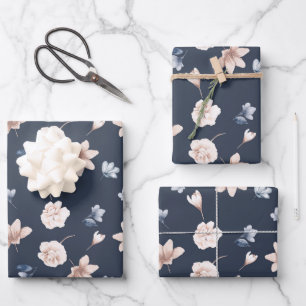 Errötendes Rosa Marineblau Florales Geburtstags-Ba Geschenkpapier Set