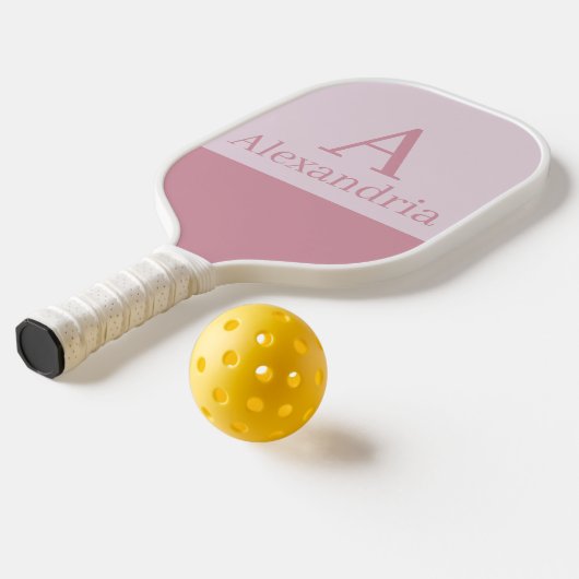 Errötung Staubiger Rosa Monogramm Anfangsbuchstabe Pickleball Schläger (Ablage2 )