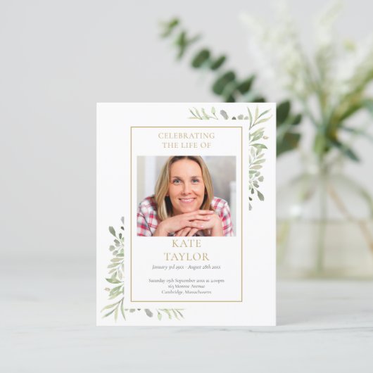 Erschwingliche Grünlandbeerdigung (Stehend Vorderseite)