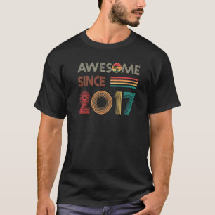 Erstaunlich seit 2017 5. Geburtstag Vintage 5 Jahr T-Shirt