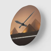 Erstaunliche Pyramiden Runde Wanduhr (Winkel)