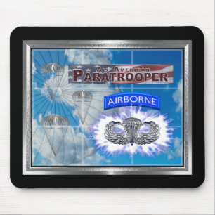 Erstaunlicher amerikanischer Fallschirmjäger und F Mousepad
