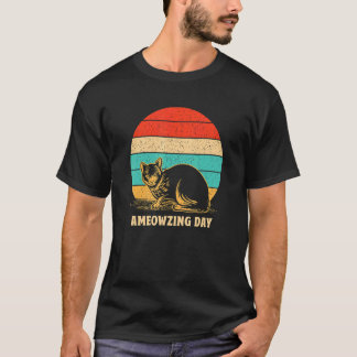 Erstaunlicher Tag Katze Positivität Kätzchen Pos T-Shirt