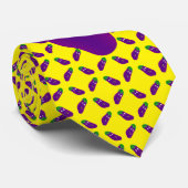 Erstaunliches Eggplant von Kenneth Yoncich Krawatte (Gerollt)