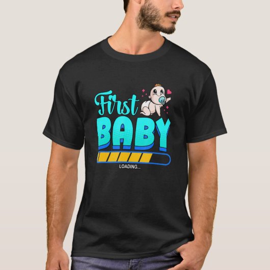 Erste Baby-Schwangerschaft-Ankündigungsfamilie T-Shirt (Vorderseite)