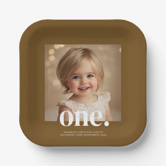 Erste Bithday Foto Akryllische Zeichen in Braun Pappteller (Vorderseite)