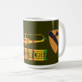Erste Cavalry Division UH-1 Huey Crew Chefkooperat Kaffeetasse (VorderseiteRechts)