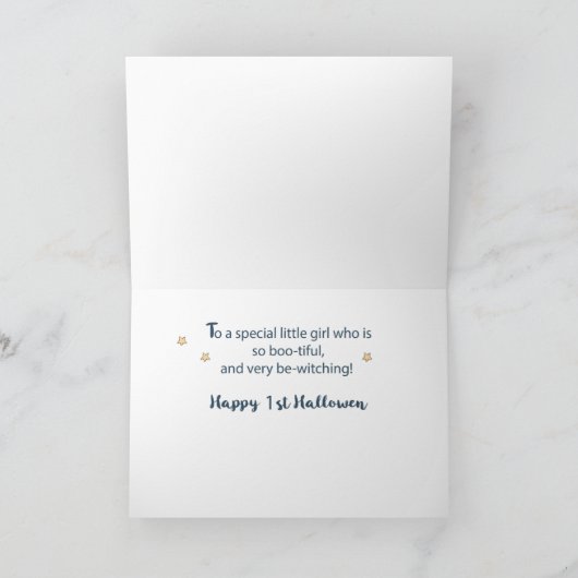 Erste Halloween Girl Sleeping auf Cloud Personaliz Karte (Innenseite)