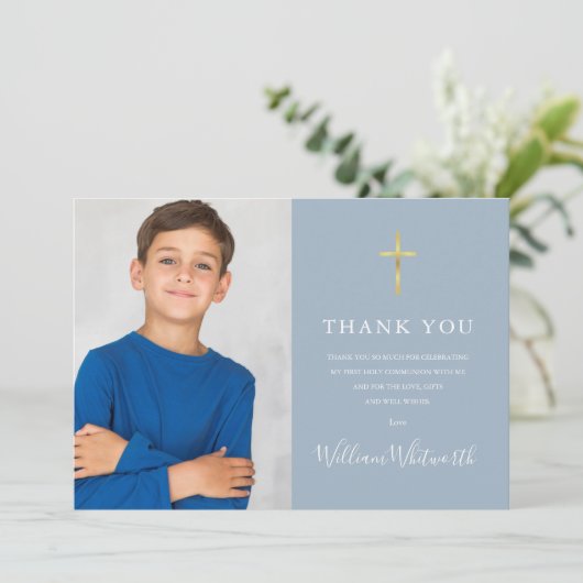 Erste Heilige Kommunion Gold Cross Dusty Blue Foto Dankeskarte (Stehend Vorderseite)