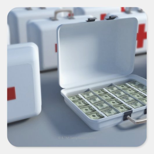 Erste Hilfe Quadratischer Aufkleber (Vorderseite)