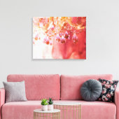 Erste hübsche, goldfarbene Kronleuchter aus Blush  Leinwanddruck (Insitu (Wohnzimmer))