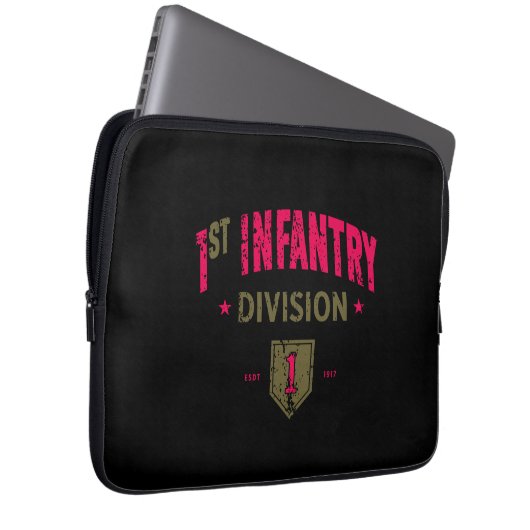 Erste Infanterieabteilung "BRO" erschüttert Laptopschutzhülle (Vorne Rechts)