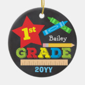 Erste Klasse Keepake Chalkboard Farbenfroh Keramik Ornament (Vorne)