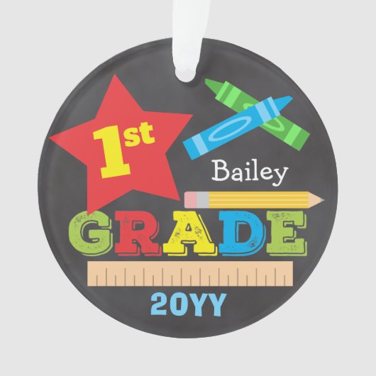 Erste Klasse Keepake Chalkboard Farbenfroh Ornament (Vorderseite)