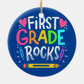 Erste Klasse Rocks Team 1. Klasse Lehrer Keramik Ornament (Hinten)