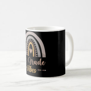 Erste-Klasse-Vibes Regenbogen Erste Klasse Zurück Kaffeetasse