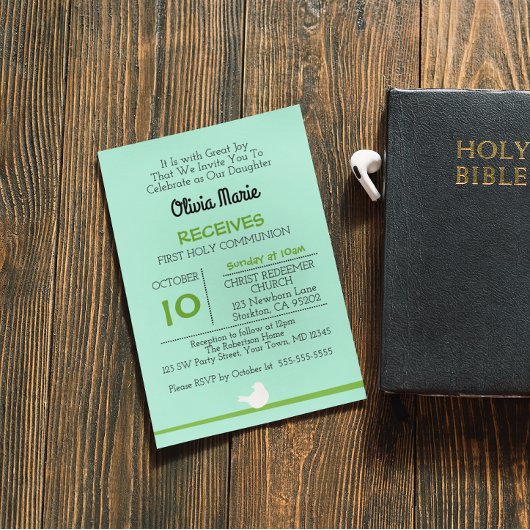 Erste kommunale Taube auf Branch Blue Einladung