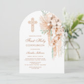 Erste Kommune Beige und Mint Bouquet Arch Einladung (Stehend Vorderseite)